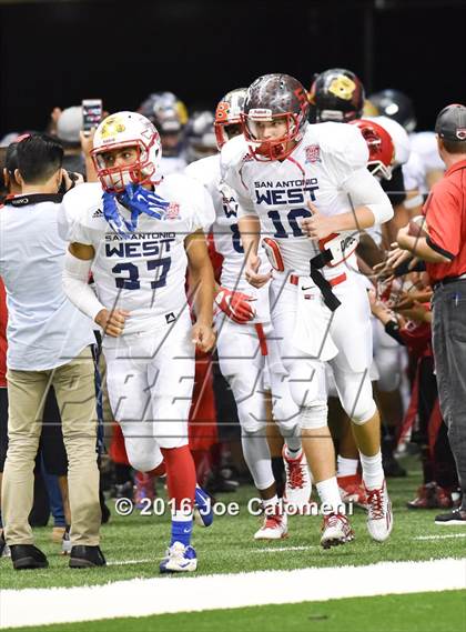 Thumbnail 1 in San Antonio All-Star Game (Alamodome) photogallery.
