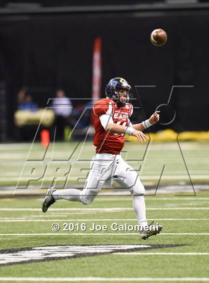 Thumbnail 3 in San Antonio All-Star Game (Alamodome) photogallery.