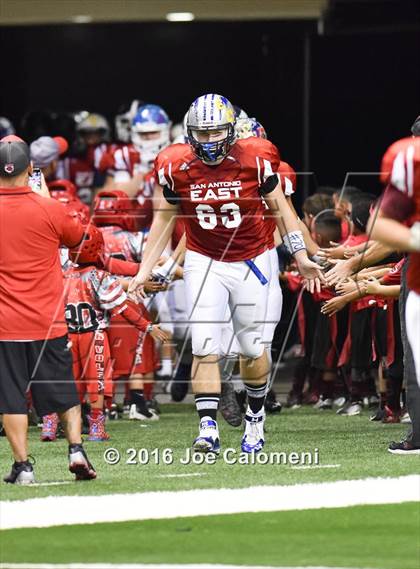 Thumbnail 3 in San Antonio All-Star Game (Alamodome) photogallery.