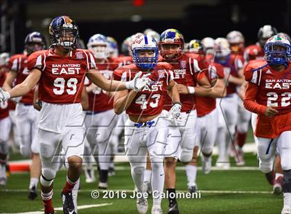 Thumbnail 2 in San Antonio All-Star Game (Alamodome) photogallery.