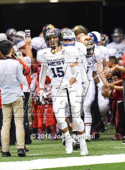 Thumbnail 3 in San Antonio All-Star Game (Alamodome) photogallery.