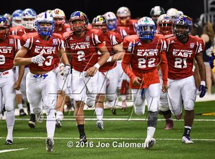 Thumbnail 3 in San Antonio All-Star Game (Alamodome) photogallery.