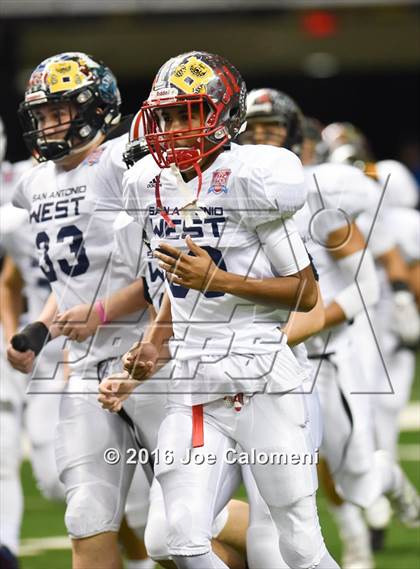 Thumbnail 3 in San Antonio All-Star Game (Alamodome) photogallery.