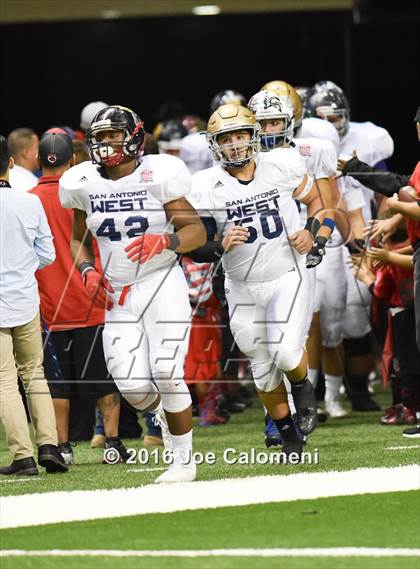 Thumbnail 3 in San Antonio All-Star Game (Alamodome) photogallery.