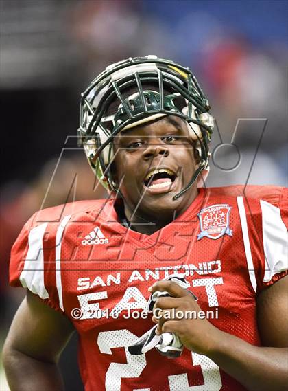 Thumbnail 1 in San Antonio All-Star Game (Alamodome) photogallery.