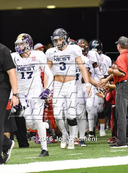 Thumbnail 1 in San Antonio All-Star Game (Alamodome) photogallery.