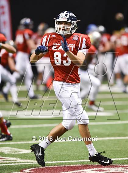 Thumbnail 2 in San Antonio All-Star Game (Alamodome) photogallery.