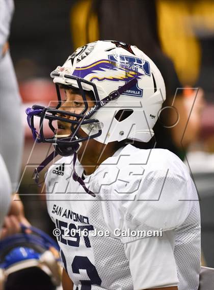 Thumbnail 2 in San Antonio All-Star Game (Alamodome) photogallery.