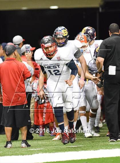 Thumbnail 3 in San Antonio All-Star Game (Alamodome) photogallery.