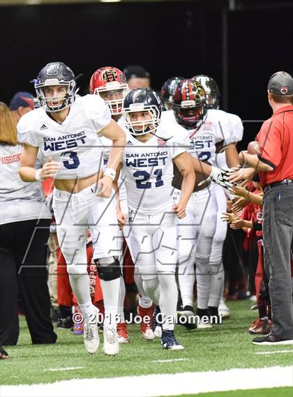 Thumbnail 2 in San Antonio All-Star Game (Alamodome) photogallery.