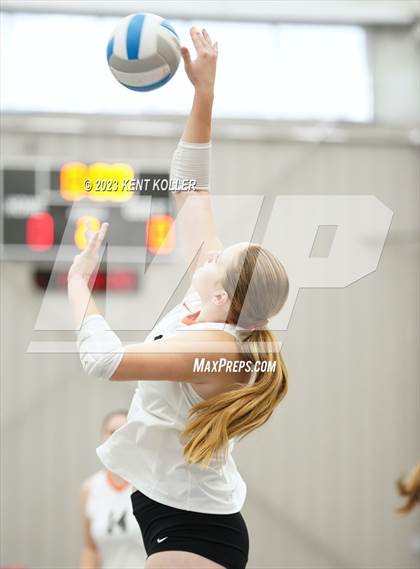 Thumbnail 3 in Anchor Bay vs. Northville (Beast of the East) photogallery.