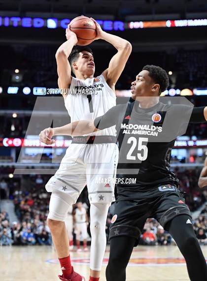 Thumbnail 1 in McDonald's All-American Game (East vs. West) photogallery.