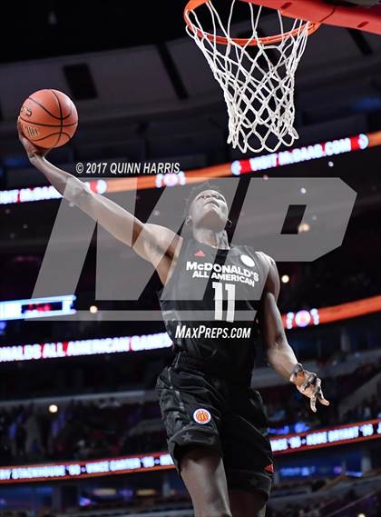 Thumbnail 1 in McDonald's All-American Game (East vs. West) photogallery.