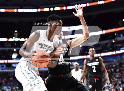 Thumbnail 2 in McDonald's All-American Game (East vs. West) photogallery.