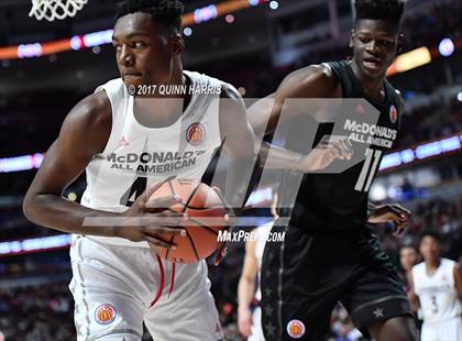 Thumbnail 3 in McDonald's All-American Game (East vs. West) photogallery.