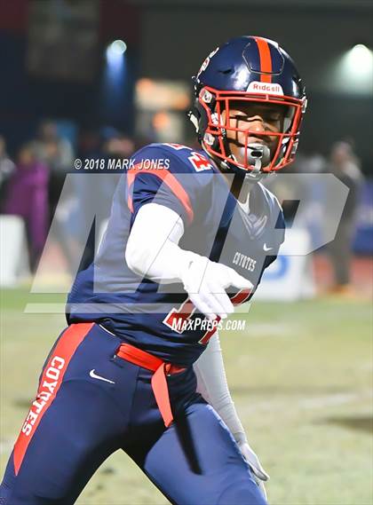 Thumbnail 3 in Eastside Catholic @ Centennial (GEICO State Champions Bowl Series)  photogallery.