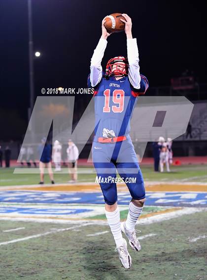 Thumbnail 3 in Eastside Catholic @ Centennial (GEICO State Champions Bowl Series)  photogallery.