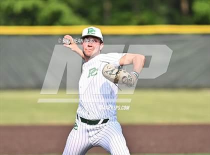 Thumbnail 1 in Blue Island Eisenhower vs Providence Catholic (IHSA 4A Regional Semifinal) photogallery.