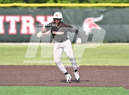 Thumbnail 3 in Blue Island Eisenhower vs Providence Catholic (IHSA 4A Regional Semifinal) photogallery.