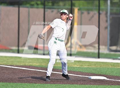 Thumbnail 2 in Blue Island Eisenhower vs Providence Catholic (IHSA 4A Regional Semifinal) photogallery.