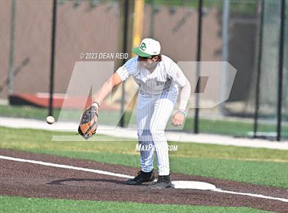 Thumbnail 1 in Blue Island Eisenhower vs Providence Catholic (IHSA 4A Regional Semifinal) photogallery.