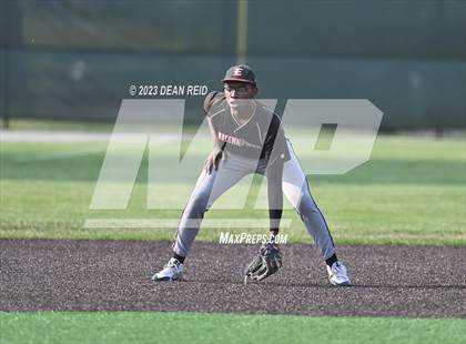 Thumbnail 3 in Blue Island Eisenhower vs Providence Catholic (IHSA 4A Regional Semifinal) photogallery.