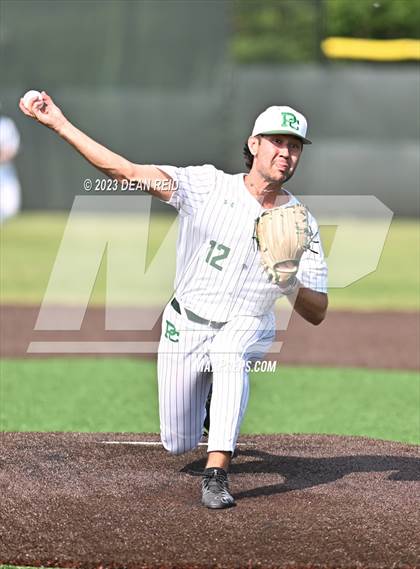 Thumbnail 2 in Blue Island Eisenhower vs Providence Catholic (IHSA 4A Regional Semifinal) photogallery.