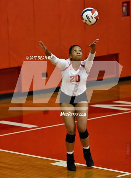 Thumbnail 2 in Bradley-Bourbonnais @ Homewood-Flossmoor photogallery.
