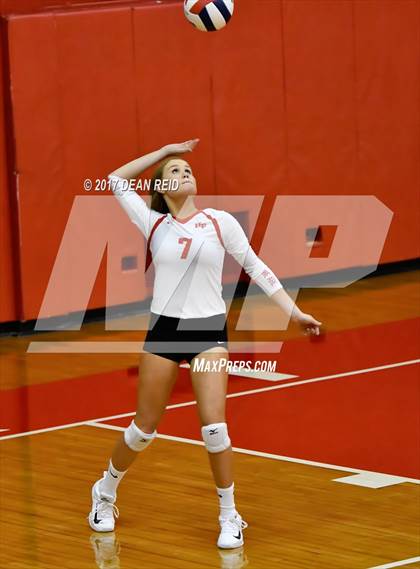 Thumbnail 2 in Bradley-Bourbonnais @ Homewood-Flossmoor photogallery.