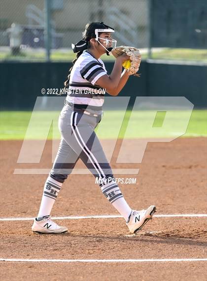 Thumbnail 2 in Mansfield Legacy @ South Hills (UIL 5A Bi-District Playoff) photogallery.