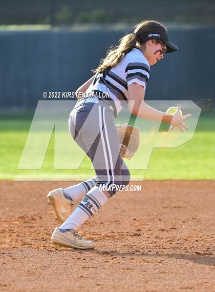 Thumbnail 1 in Mansfield Legacy @ South Hills (UIL 5A Bi-District Playoff) photogallery.