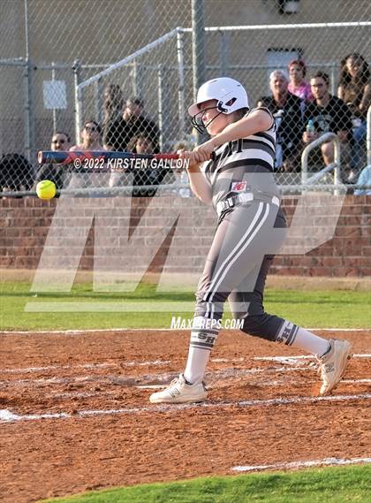 Thumbnail 3 in Mansfield Legacy @ South Hills (UIL 5A Bi-District Playoff) photogallery.