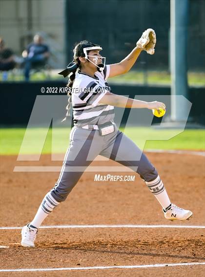 Thumbnail 3 in Mansfield Legacy @ South Hills (UIL 5A Bi-District Playoff) photogallery.