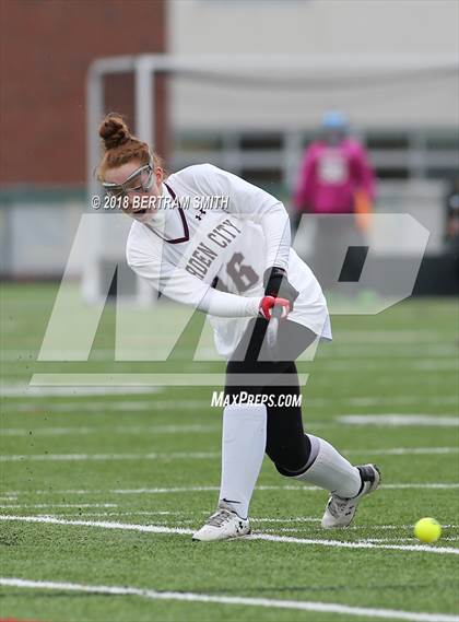 Thumbnail 2 in Garden City vs. Lakeland (NYSPHSAA Class B Final) photogallery.