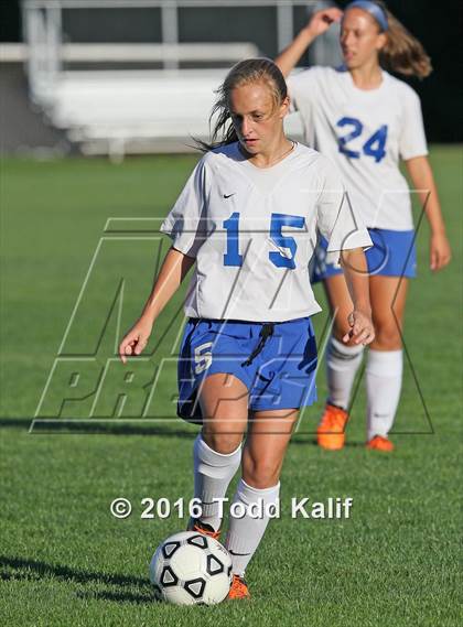 Thumbnail 2 in Glastonbury vs. South Windsor photogallery.
