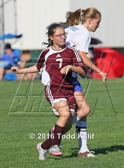 Thumbnail 3 in Glastonbury vs. South Windsor photogallery.