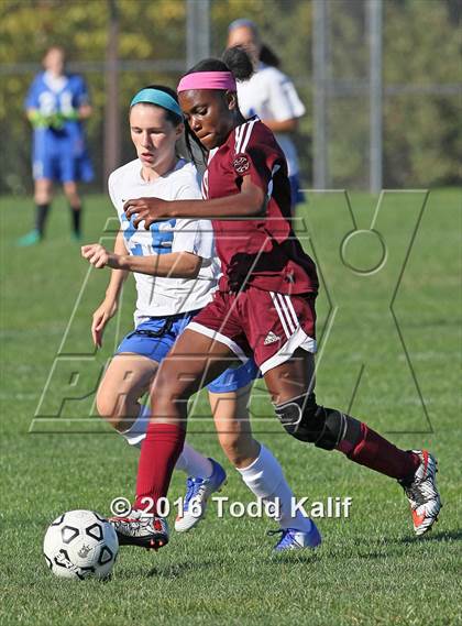 Thumbnail 3 in Glastonbury vs. South Windsor photogallery.