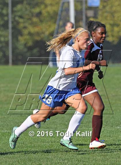 Thumbnail 1 in Glastonbury vs. South Windsor photogallery.