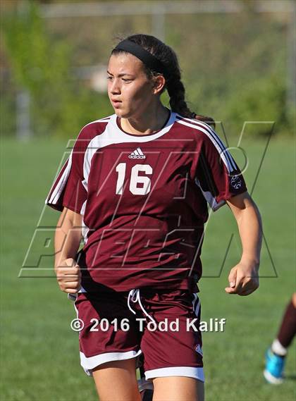 Thumbnail 1 in Glastonbury vs. South Windsor photogallery.
