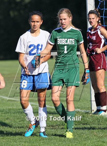Thumbnail 3 in Glastonbury vs. South Windsor photogallery.