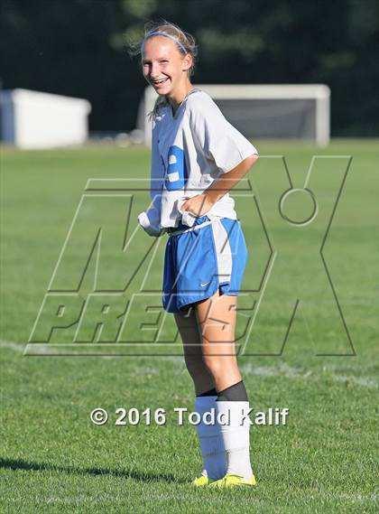 Thumbnail 3 in Glastonbury vs. South Windsor photogallery.