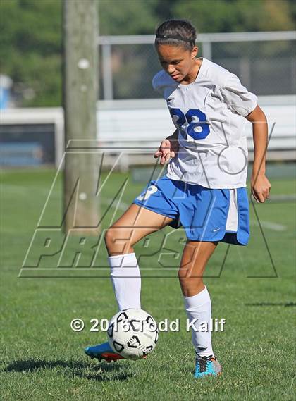 Thumbnail 2 in Glastonbury vs. South Windsor photogallery.