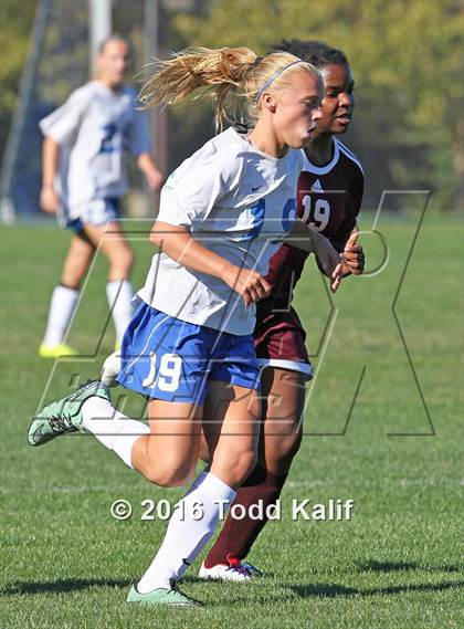 Thumbnail 2 in Glastonbury vs. South Windsor photogallery.