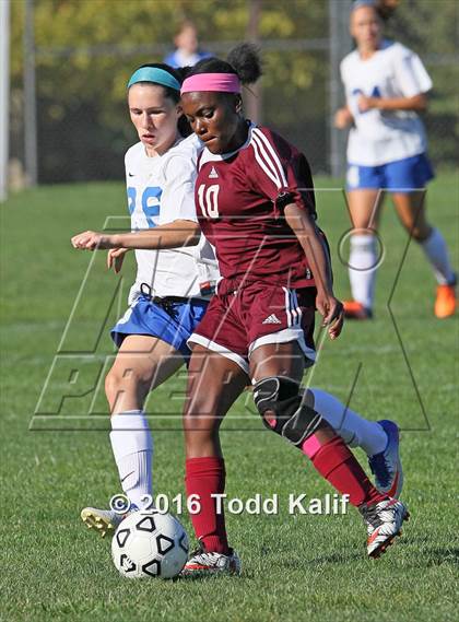 Thumbnail 1 in Glastonbury vs. South Windsor photogallery.