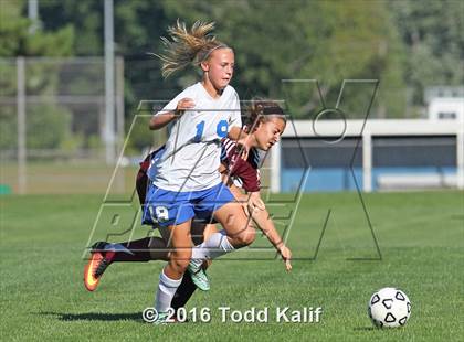 Thumbnail 2 in Glastonbury vs. South Windsor photogallery.