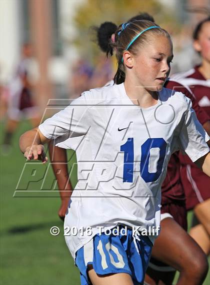 Thumbnail 2 in Glastonbury vs. South Windsor photogallery.