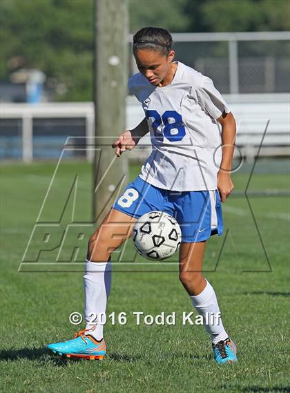 Thumbnail 3 in Glastonbury vs. South Windsor photogallery.