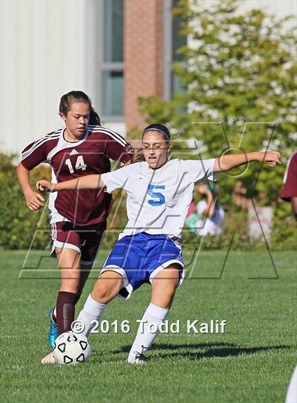 Thumbnail 1 in Glastonbury vs. South Windsor photogallery.