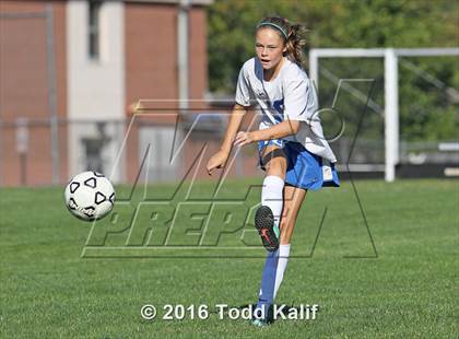 Thumbnail 3 in Glastonbury vs. South Windsor photogallery.