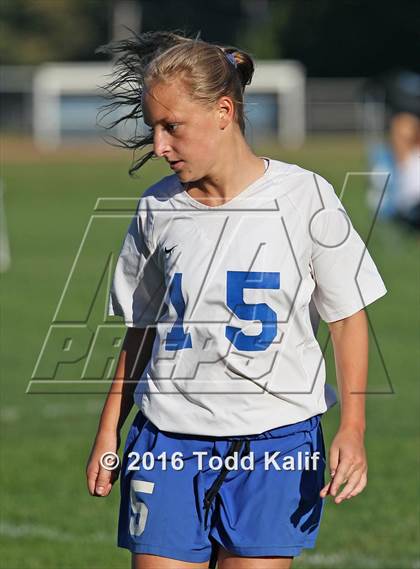 Thumbnail 3 in Glastonbury vs. South Windsor photogallery.